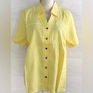 Christopher & Banks Yellow V-neck snap front short sleeve shirt, size 2X
